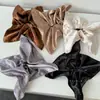 Pañuelo Cuadrado Satinado Retro Estilo Coreano para Atar el Cabello con un Toque de Lujo, Adornado con Pedrería, Forma Cuadrada, Estilo Relajado, Elegante Accesorio para el Cabello