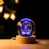 Luz Noturna de Bola de Cristal Gravada em 3D Estéreo Transfronteiriça Luz Colorida Base de Madeira Decoração de Mesa de Quarto Presente da Temporada de Formatura