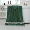 Novo Conjunto de Toalhas Pequenas Florais de Alta Qualidade Estilo Francês com Estilo Pastoral Romântico, Estampa de Renda, Toalha de Rosto e Toalha de Banho Macias e Absorventes
