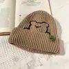 Chapéu de Lã Tricotado Quente Outono e Inverno Urso de Desenho Animado Fofo Bordado Chapéu de Estudante Versátil Pulôver Mostrando o Rosto Pequeno Chapéu para Frio