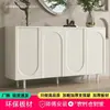 Armário de sapatos estilo creme para entrada de casa, sapateira de porta dupla estilo francês, modelo popular 2026, armário de armazenamento de várias camadas montado na parede