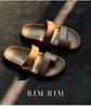 Qualidade High-End Dongguan Couro Genuíno Original Sapatos Femininos Estilo Normcore Sandálias Slip-On Solado Macio Casual Férias Sapatos de Praia