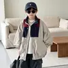 Ropa infantil Huzhou Zhili: Nueva colección de otoño 2026 de ropa exterior para niños, tops de primavera y otoño para niños, camisas de manga larga para bebés niños.
