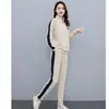 Comercio Exterior Ropa Deportiva Europea y Americana para Mujer Otoño e Invierno Nueva Moda Holgada Talla Grande Traje de Mujer Ropa para Correr Ropa de Equipo Mujer