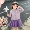 Conjunto de Suéter para Meninas Estilo Coreano Flor Tridimensional Cardigan de Tricô Roxo 2026 Suéter Elegante de Manga Longa Conjunto de Duas Peças