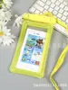 Bolsa Impermeable para Teléfono Móvil Pantalla Táctil Sellada Funda de Buceo Airbag Natación Deriva Llevada Especial Cartoon Transparente Cubierta Antipolvo