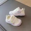 Zapatos de Bebé para Niñas 2026 Otoño Nuevo Modelo Zapatos Funcionales para Niños Pequeños Suela Suave Antideslizantes Zapatos para Caminar de Bebé Zapatos Casuales