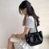 2024 Verão Nova Bolsa de Nicho de Arco Bolsa para Meninas Bolsa de Ombro de Alta Qualidade Sense Grande Capacidade Bolsa Geral