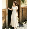 Vestido de lunares estilo Miu con escote asimétrico, talla grande, para mujeres ligeramente rellenitas, estilo coreano, juvenil y que ciñe la cintura, vestido de verano