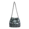 Bolso Cruzado de Hombro con Cadena y Plisado Sencillo Verano 2026, Bolso Cuadrado Pequeño Estilo Coreano de Nicho Ins Elegante y de Moda