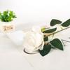 Variedad de rosas artificiales accesorios para sesión de fotos de boda venta al por mayor regalo de San Valentín decoración para el hogar centro comercial ramo de rosas