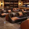Juego de mesa y sillas de bar comercial tipo bistró de lujo ligero, mesa y sillas de bar con asientos tipo cabina para sala de fiestas, salón de música minimalista