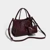 2025 Nuevo Bolso Cubo Portátil Tejido a Mano Bolso de Hombro Casual de Cuero Suave de Moda Versátil Cruzado Bolso para Suegra para Mujer