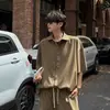 Traje de Camisa con Protección Solar de Seda de Hielo Azul Cielo Triacetato para Hombre Verano Cleanfit Atractivo Conjunto de Camisa de Manga Corta y Pantalones Cortos