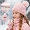 Conjunto de Tres Piezas de Sombrero, Bufanda y Guantes con Patrón de Piña Nuevo Europeo y Americano, Set de Otoño e Invierno con Forro de Felpa, Engrosado, Sombrero de Bebé con Doble Pom Pom