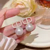 Pendientes de Moda de Aguja de Plata 925 con Cubos de Perla de Venta Caliente Pendientes Dulces de Nicho de Gama Alta Pendientes de Diseño Exquisito