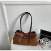 Bolsa de Axila Retro Tendência Outono e Inverno para Mulheres 2026 Novo Estilo Versátil de Alta Qualidade Grande Capacidade Bolsa de Ombro para o Dia a Dia