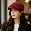Boina de pana estilo retro americano para otoño e invierno para mujer, boina artística versátil, gorra de pintor estilo japonés de nicho para hombre