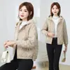 Chaqueta Corta de Algodón para Mujer 2026 Invierno Nuevo Estilo Acolchada Moda con Capucha Abrigo de Algodón para Mujeres Pequeñas Chaqueta Ligera Acolchada de Algodón Moderna