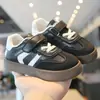 Zapatillas de entrenamiento versátiles alemanas para niños, nueva colección otoño 2026: zapatillas casuales ligeras para niños, zapatos de suela blanda para niñas y zapatillas de skate de suela fina