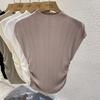 Camiseta de punto de manga corta con cuello medio alto para mujer, diseño de nicho, camisa de base fina de seda helada de verano, top francés ajustado