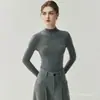 ¡Tejido de calibre 18, lavable a máquina! Suéter de punto de lana finamente hilada Yangzi para mujer, con cuello semi-alto, corte ajustado y diseño versátil, perfecto como capa base
