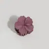 Pinza para el pelo de flor de margarita de color Morandi mate transfronteriza europea y americana para recogido en la parte trasera del cabello Pinza para el pelo de flor Pinza de tiburón Accesorio para el cabello para mujer