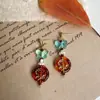 Pendientes Vintage Hechos a Mano Color Menta Marrón Flor de Mariposa Dorados Pintados Estilo Melard