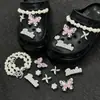 Decoraciones DIY para Zapatos Crocs: Accesorios de Pedrería de Saturno, Nuevos Encantos 3D Versátiles y Creativos para Zapatos, Desmontables