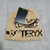 Moda Otoño e Invierno Versátil Letra 2025 Gorro de Punto Casual Europeo y Americano Cálido para Clima Frío Transfronterizo Europeo y Americano Unisex Gorro Tejido