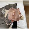 Bolsa Saco Xadrez Casual para Mulheres, Novo Estilo 2025 para o Dia a Dia, Bolsa Transversal de Nicho de Alto Padrão, Bolsa Pequena da Moda Tendência