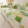 Comercio Exterior Venta Caliente Cojín de Sofá de Terciopelo Holandés 2026 Nuevo Patchwork Acolchado Tela para Funda de Sofá Antideslizante Otoño/Invierno