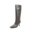 Botas de montar de cuero completo, botas largas de caña alta para mujer, nuevo estilo otoño/invierno, cuero genuino, punta cuadrada, diseño sin cordones, tacón fino, tacón alto, no por encima de la rodilla, botas para mujer