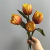 Lujo Accesible Morandi Flor de Pvc Tulipán Artificial Ramo Artificial Decoración de Boda Ramo de Novia Venta al por Mayor Decoración Suave para el Hogar