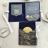 Invitación de boda vintage de terciopelo color camello con impresión en relieve, tarjeta de respuesta con código QR de forma especial, invitación de boda