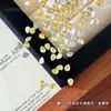 Pedras de strass para nail art com zircônia de base reta em formato de gota d'água, pedras de strass facetadas irregulares brilhantes em formato de flor para decoração de unhas