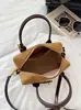 Bolso Boston pequeño de plaza transfronterizo, bolso bandolera de gamuza, exquisito y moderno, bolso de hombro para mujer Otoño 2026