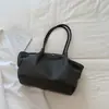 Bolsa Tote Grande Capacidade da Moda 2026 Verão Nova Alta Aparência Bolsa de Ombro Plissada para Trabalho e Deslocamento Bolsa Feminina