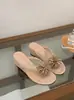 Primer Encuentro con las Chanclas de Verano Estilo Hada para Mujer, Adecuadas para Usar con Faldas, con Fuegos Artificiales y Pedrería, Tacón de Cuña, Estilo Chancla, Sandalias de Tacón Medio
