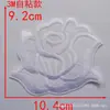 Tamanho pequeno, médio e grande autoadesivo bordado de flor de rosa adesivo de tecido patch branco patch decorativo para roupas flor de tecido acessórios de vestuário