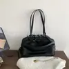 Bolso de Bowling Retro de Nicho de Alta Textura 2025 Nuevo Bolso Grande de Hombro y Axila Bolso de Mano Neutro Versátil
