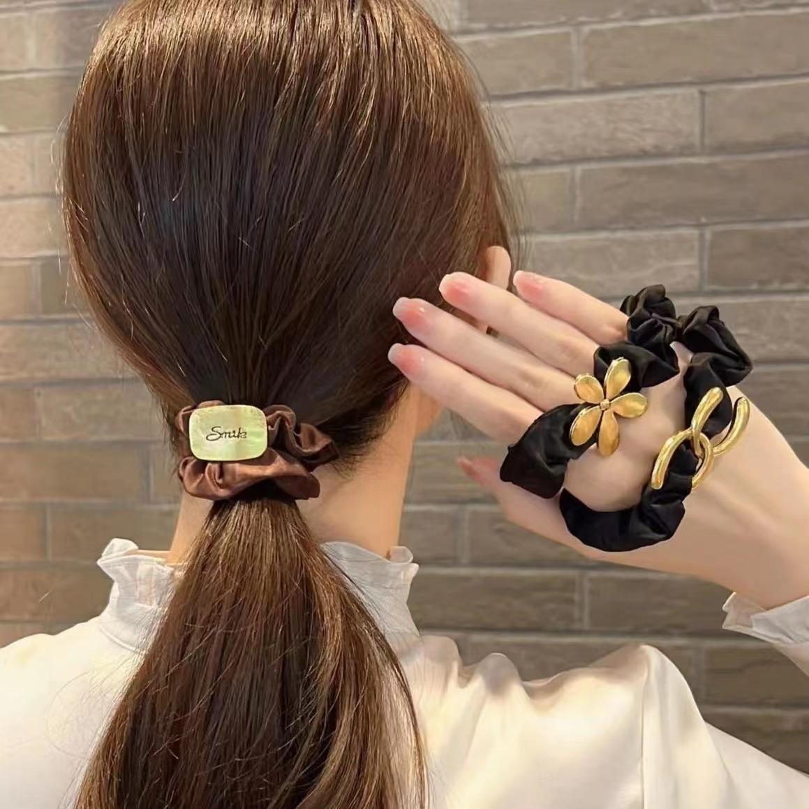 6584a8edd2b04a339010f2aeabc34c