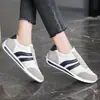 Zapatos Deportivos Casuales con Cordones Nuevos Otoño 2026, Zapatillas para Correr de Suela Suave, Zapatos Versátiles para Estudiantes, Tenis Planos Antideslizantes para Mujer