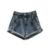 Shorts Jeans com Bainha Dobrada para Mulheres 2025 Verão Novo Shorts de Corte A com Design Retrô, Tamanhos Grandes para Mulheres Curvilíneas, Tendência Quente Popular de Cintura Alta