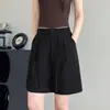 Shorts Feminino de Verão Cinza Finos Casuais Largos Emagrecedores de Perna Larga com Efeito Drapeado, Shorts de Cinco Pontos Estilo Petite Old Money
