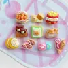 Mini Oso Lindo Juguete de Comida Pan Papas Fritas Garra de Oso Puff Accesorios de Resina DIY Accesorios Decorativos para Tocados Zapatos