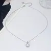 Nova Colar Pingente Girassol com Zircônia Microfixada Design de Luxo Leve Colar de Presente Redondo Simples Todo em Diamante para Casamento