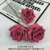 Rosas de Diamante de Tres Cabezas Directamente del Fabricante Arreglos Florales para Bodas al por Mayor Flores para Pasillos Rosas en Cascada Flores Artificiales
