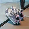 Zapatos Deportivos Antideslizantes para Niños 2026 Nuevo Estilo Otoño Zapatos tipo "Dad Shoes" para Niñas Suela Suave Niños Medianos y Grandes Zapatos para Correr para Niños