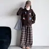 Suéter de tricô para meninas, top de outono 2026 novo estilo, moderno e estiloso, para crianças maiores, cardigã bordado para primavera e outono